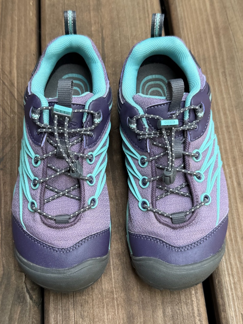 Keen Shoes Kid's Sneakers Chandler CNX Waterproof Size 2 Girl's